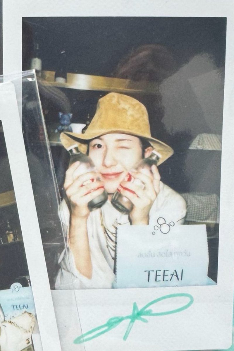 POPCORNBOBO323's tweet image. The hotpot restaurant SINNIC SIKI 🍲 has so many photos of TEN’s sister and Renjun together !!

so adorable 😭😭😭