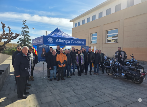 Avui hem estat a Benavent de Segrià 💙💪

Molta gent s’ha acostat per parlar, compartir opinions i conèixer millor el projecte d’Aliança Catalana. Gràcies a tots els que heu vingut i ens heu donat suport! Seguim treballant.

#SalvemCatalunya amb #AliançaCatalana 💙