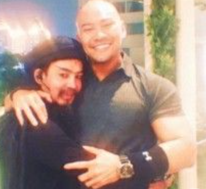 writeasin's tweet image. LET ME INTRODUCE, buat yang belum 500 verif dan masih cari temen yang lain boleh jbjb sama teman-timun berikut yaa;
@wettassel
@araww_s
@putyahhh
@Arumiaroh27
@VShifra58722
@miracle_6981
@lutev_fiantovic
@canoshv
@aura_kate69
@bianpearce
@ria_antisatu27
@lunarstwit
@ali_baleturi…