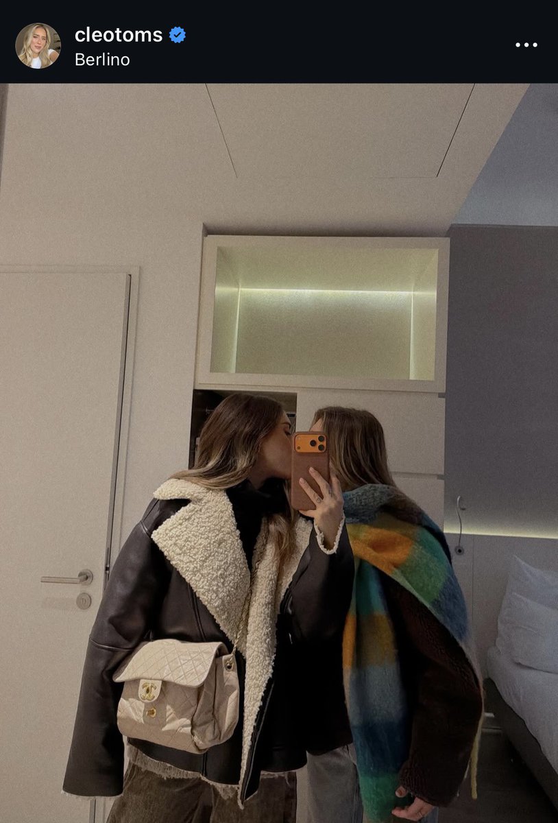 alessialelle's tweet image. il 2026 è davvero l’anno delle lesbiche