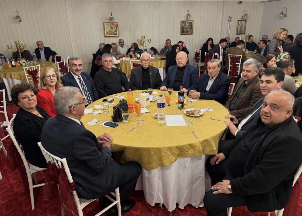 Balıkesir İl Başkanımız Işın Gümüşyay’ın evlatları Yaşarcan ve Bahar’ın nikah törenleri vesilesiyle Balıkesimizdeydik…

Evlenen kardeşlerimize ve Kurtuluş-Gümüşyay Ailelerine tekrar hayırlı olsun dileklerimizi paylaşıyor, tebrik ediyorum.