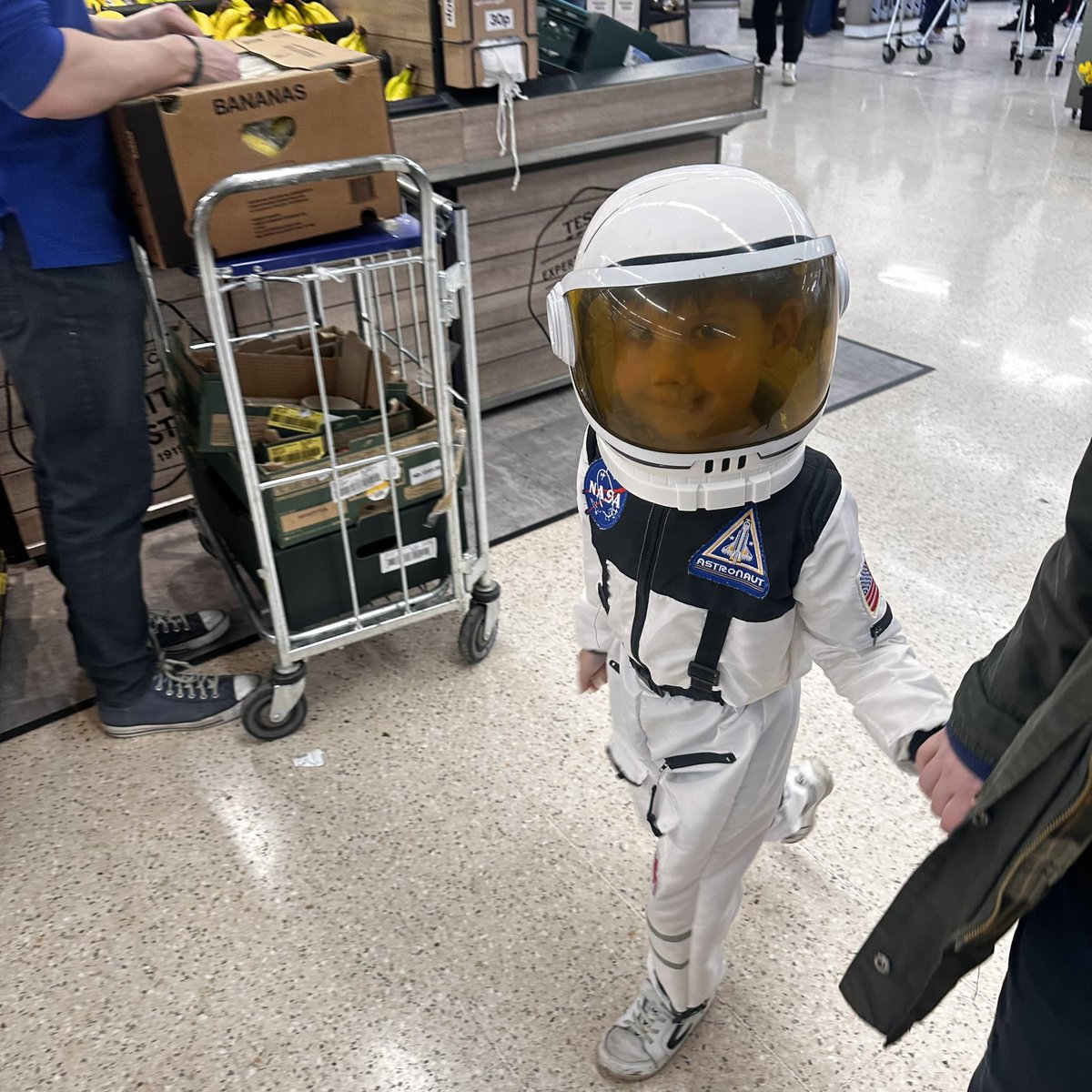 WAYNE HOOD tweet media