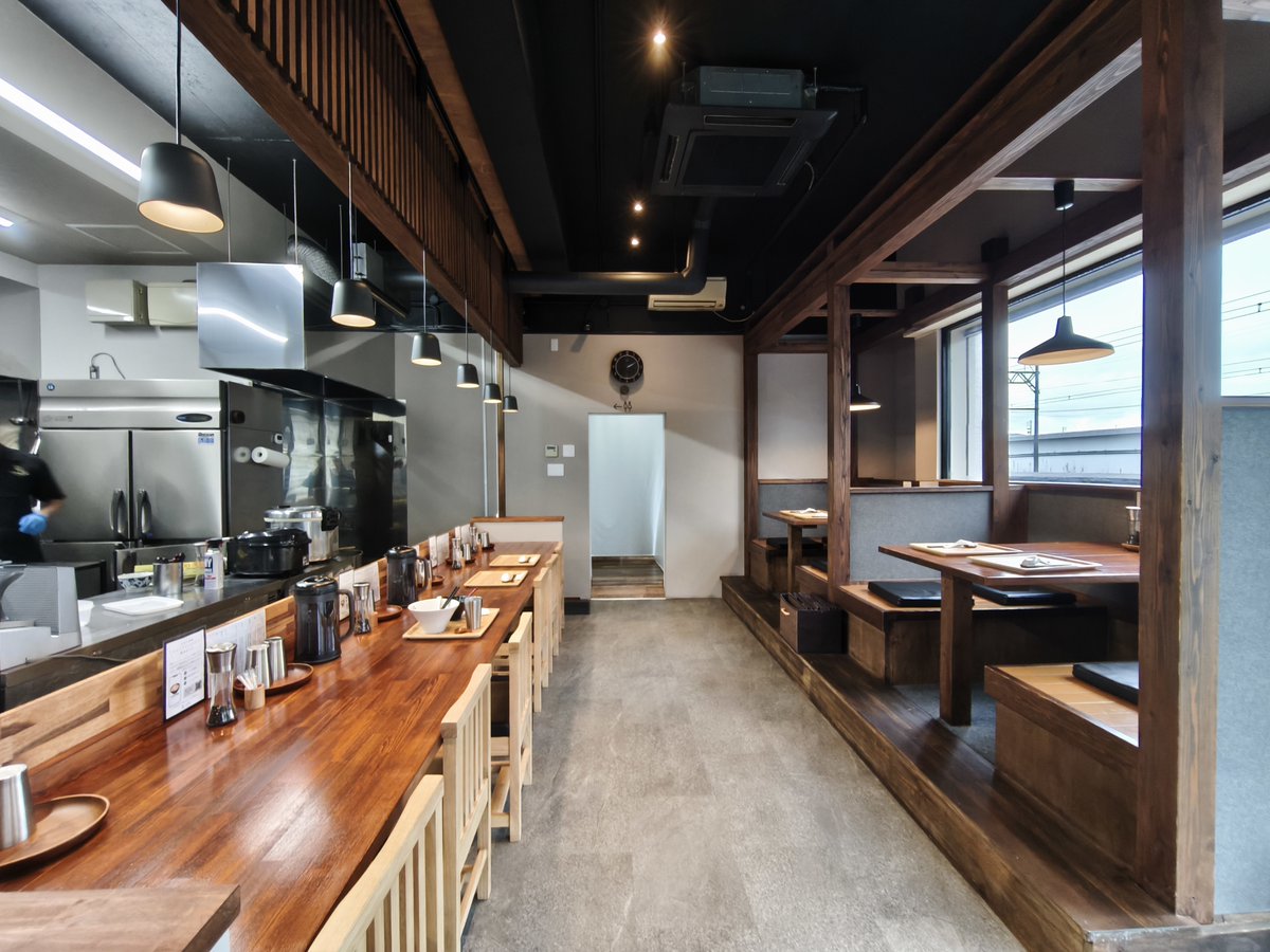 Raygass's tweet image. 【ブログ更新】「［ラーメン］らぁ麺 喜鷲（きしゅう）【三重県・津市】」raygass.blog.fc2.com/blog-entry-505…
既に若干常連化している僕です