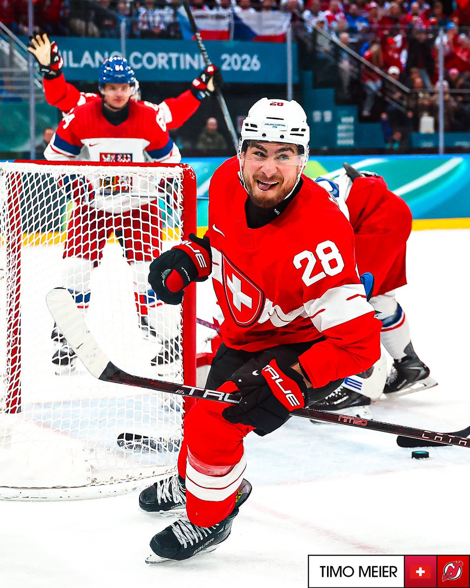 Two goals in under two minutes and @SwissIceHockey takes the lead!! 🚨🚨
📺: Switzerland vs. Czechia #MilanoCortina2026 #WinterOlympics action is LIVE on @peacock, @CNBC, @cbcgem, & @Sportsnet.