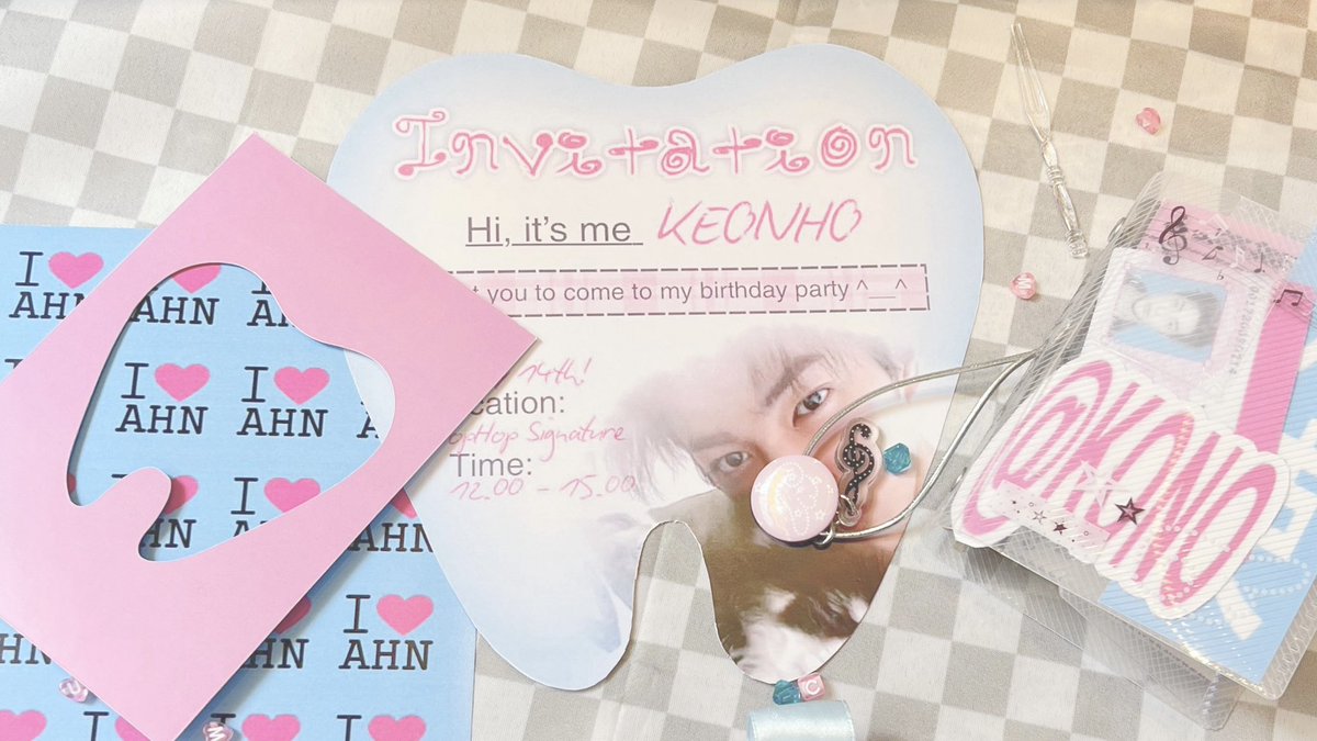 𖦹 ׂ 𓈒 🦦 tweet media