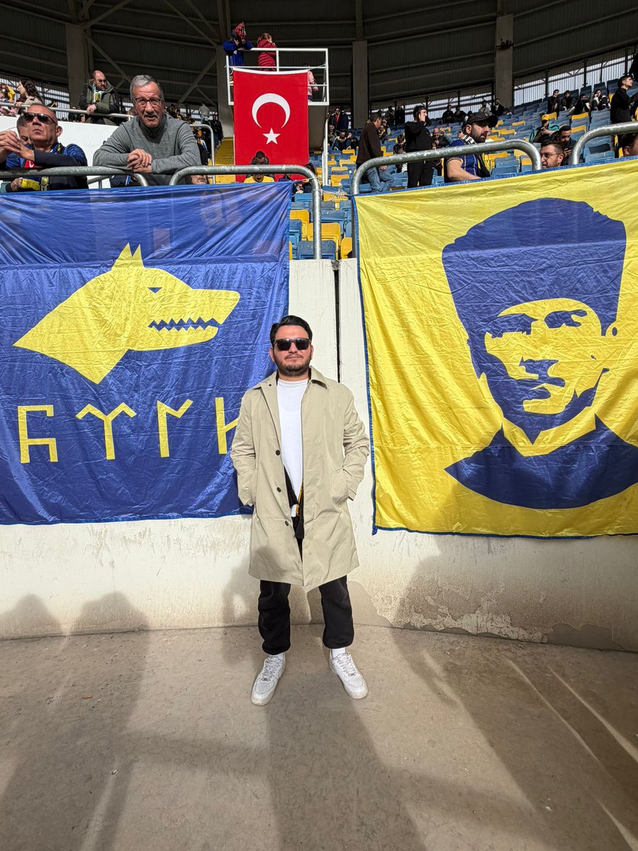 HasanRM06's tweet photo. TÜRKÜZ TÜRKÇÜYÜZ ATATÜRKÇÜYÜZ
ANKARAGÜÇLÜYÜZ 💛💙 https://t.co/Y9hvLNgtmk