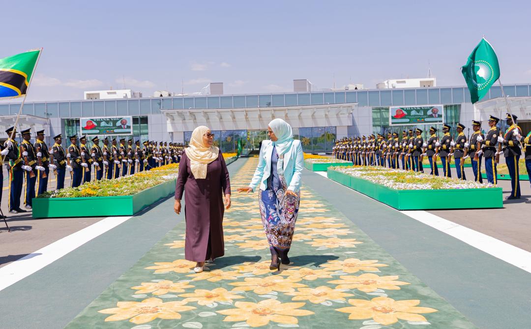 Rais wa Jamhuri ya Muungano wa Tanzania, Mheshimiwa Dkt. Samia Suluhu Hassan akiondoka Kiwanja che Ndege cha Kimataifa cha Bole, Addis Ababa, nchini Ethiopia kurejea nchini Tanzania, leo tarehe 15 Februari, 2026.

Rais Dkt. Samia alikuwemo nchini humo kwa ajili ya