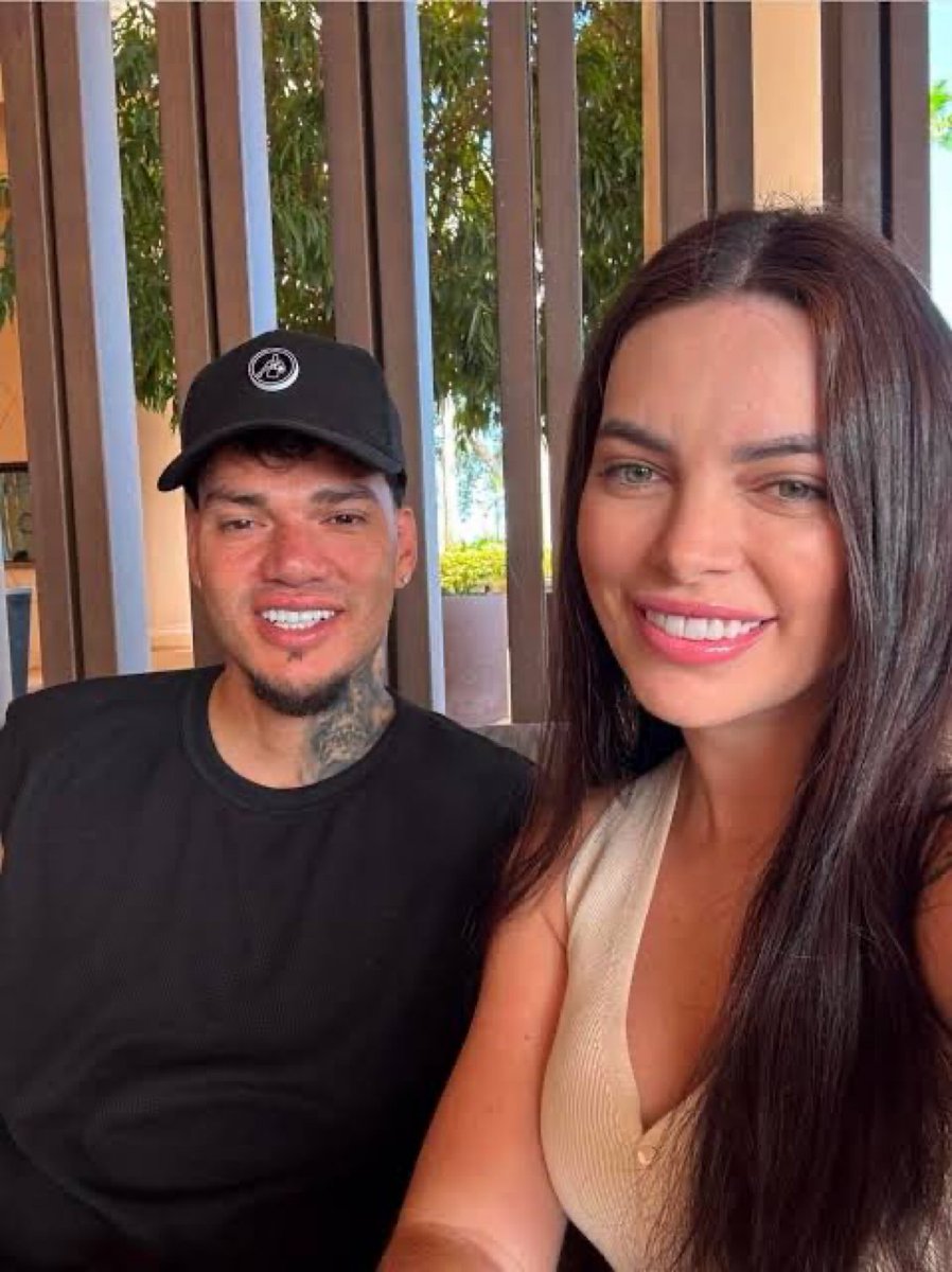 Instagram’daki sahte hesapların ve rakip takım taraftarlarının provokasyonlarına kulak asmayın. Gerçek Fenerbahçe taraftarı arkanızda. Size inanıyoruz, sizi seviyoruz ve bizimle olduğunuz için gurur duyuyoruz💛💙
<a href="/edersonmoraes93/">EM31</a>