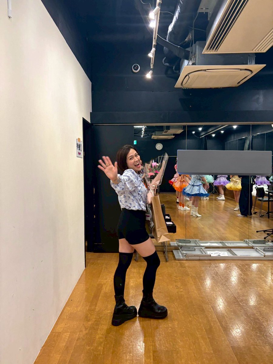 🦋