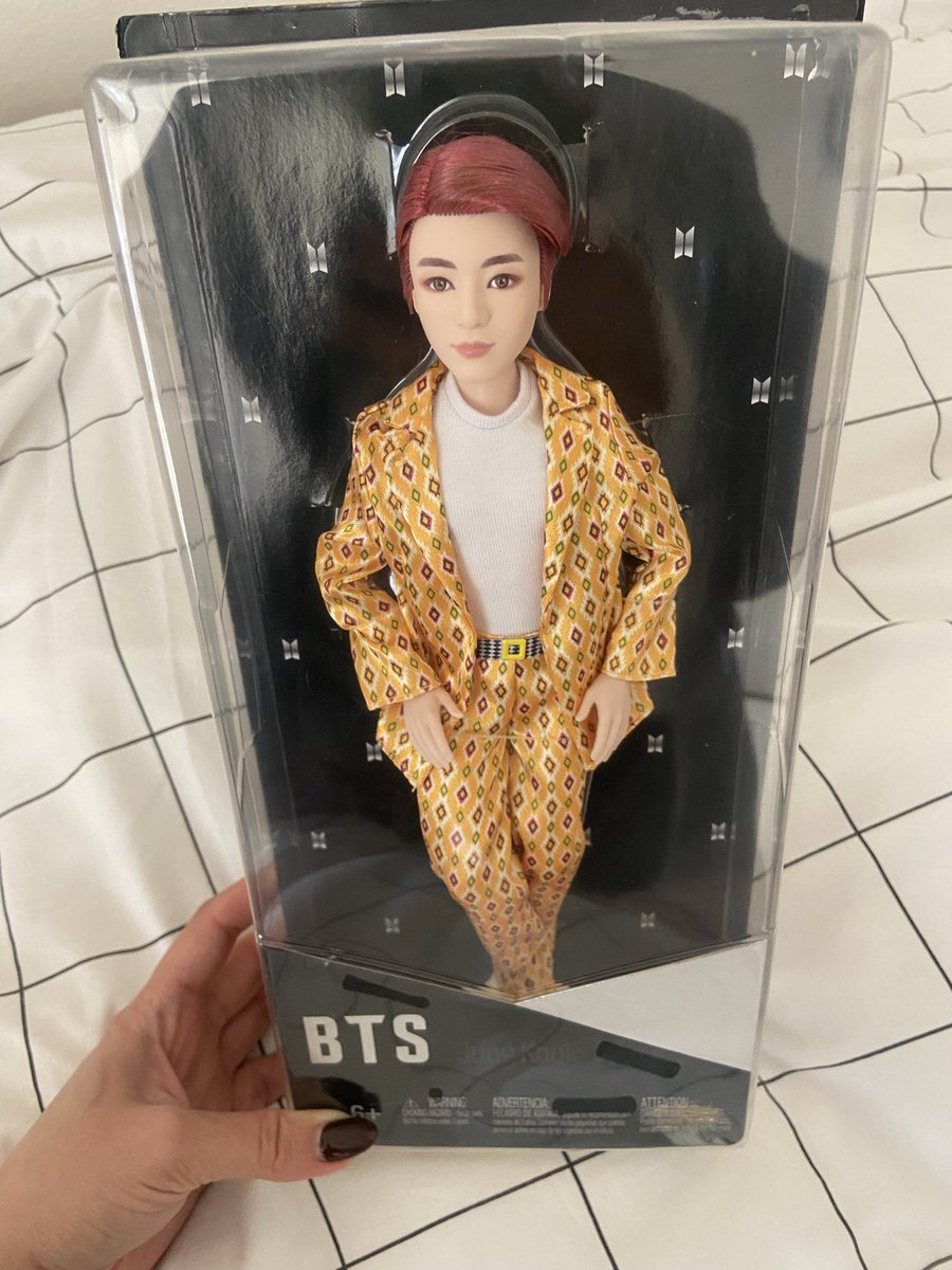 GoldenMoonLab's tweet photo. BTS Jungkook satış 
Mattel bebek, kutusundan hiç çıkarılmadı, tertemiz 
700₺ ? konuşabiliriz fiyatı
rt lütfen 

@bangtantakas @btssatistakasrt @pcsatistr @albumsatistrr  @bgsatistakass @herturlugort https://t.co/MqDBb3BgAD