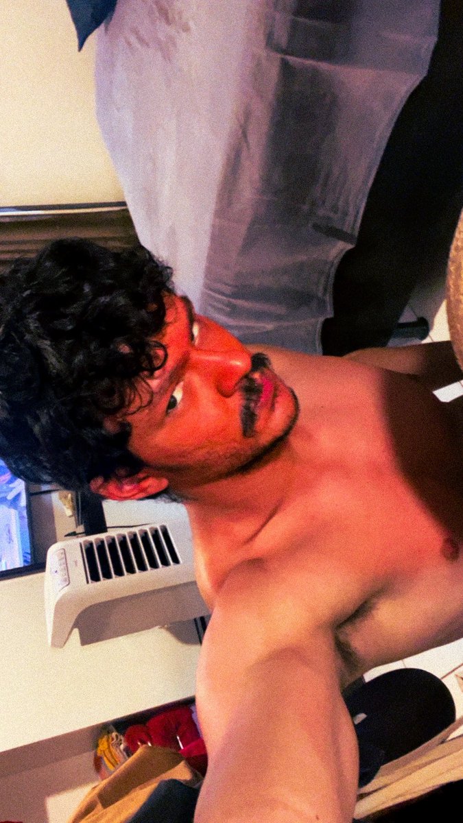 jacksideshow's tweet image. Apesar de ter me pintado desistir de ir ao bloco