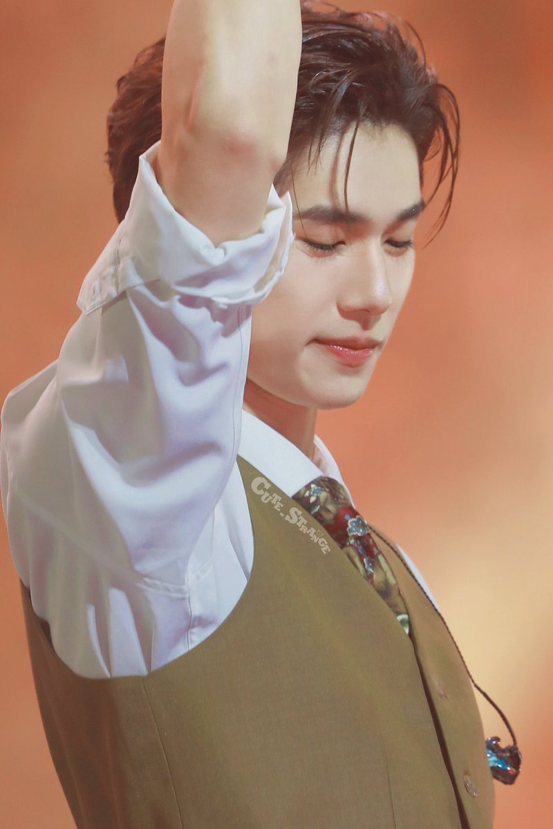 ANJIR CANTIK BGT??? IMUT BGT???? IMOOOOOOTTTTTTT IMOTTT IMOTTT

JASPER FINAL COMBUSTION
PHUWIN STUNNING RISERCON
#RISERCONCERTD3