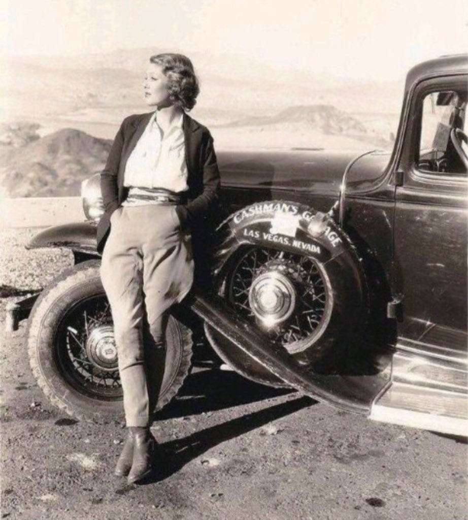 “gerçek güç,

   tepki vermemeyi seçebilme yetisidir…”
   .