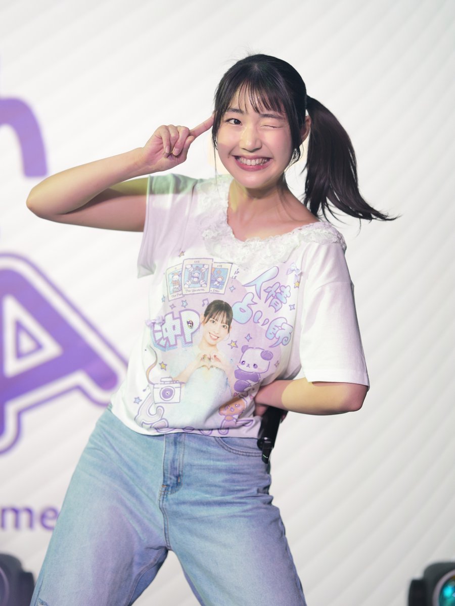 沖口優奈生誕祭から、はなちゃん。 1枚目ちょっと照明が残念ですが