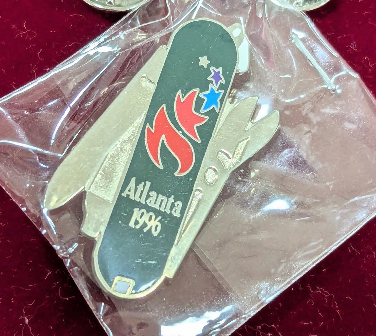 深夜のビクネタ＞ ビクトリノックスの アトランタオリンピックの 記念