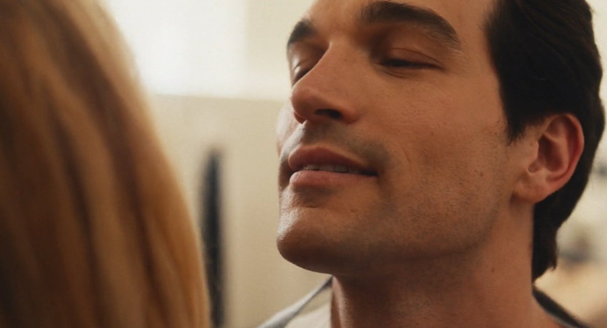 flowerfrost_'s tweet image. #lovestory is serving nyc luxury and expensive backdrop, sexy grown people and sensual romance with REAL chemistry.

modern romance is back. we're so up✨