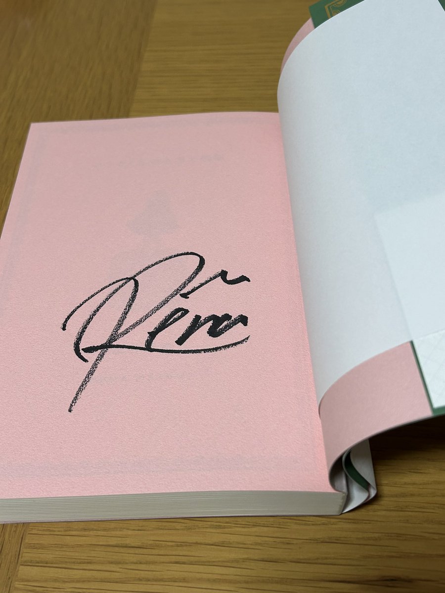 今回新宿でのお渡し会は落選したけど…サインと生写真はゲット出来たよ