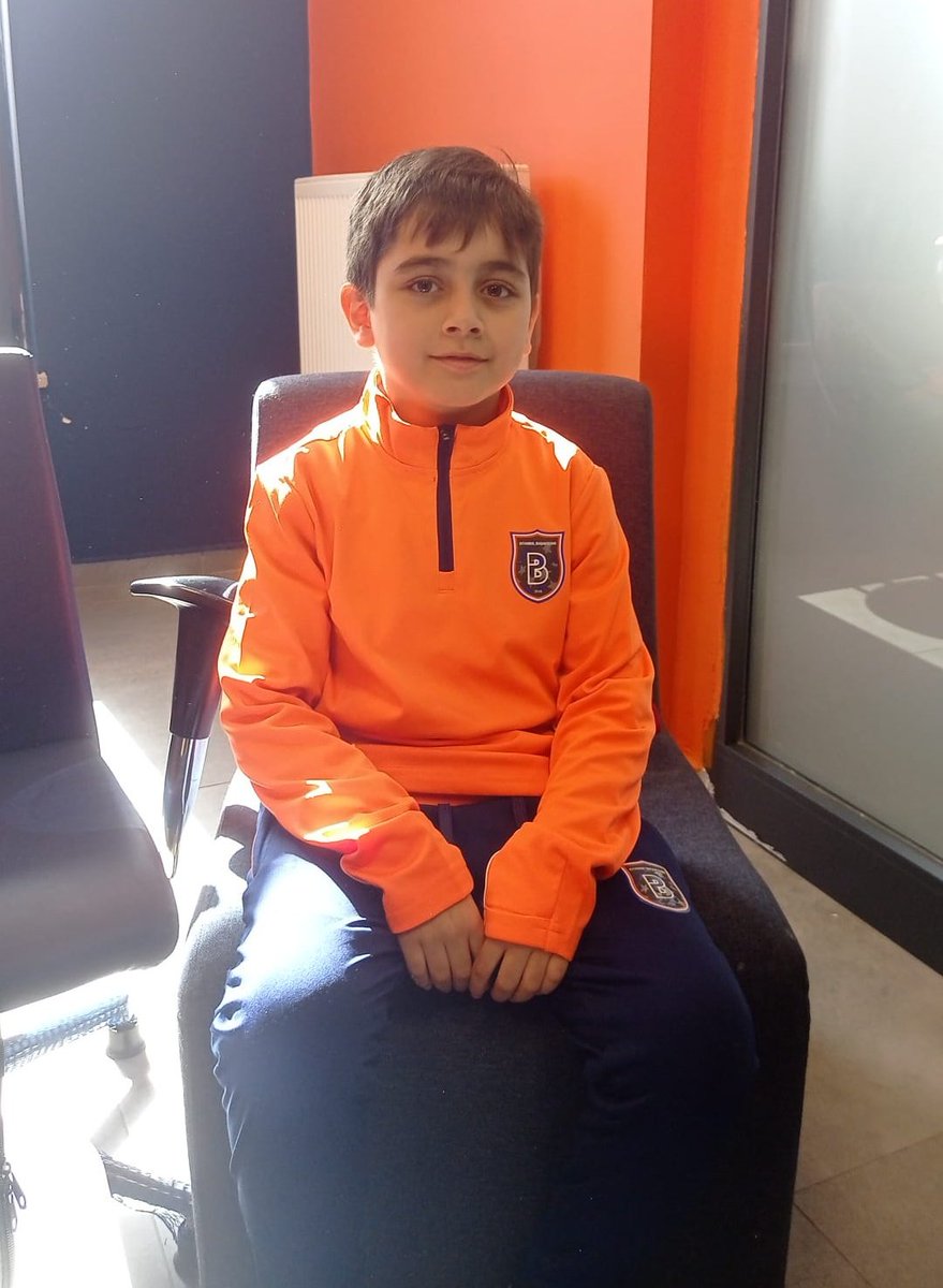 baybarsfaruk's tweet image. Bugün benim için çok özel bir gün. ⚽ 
@ibfkAkademi 
@ibfk2014