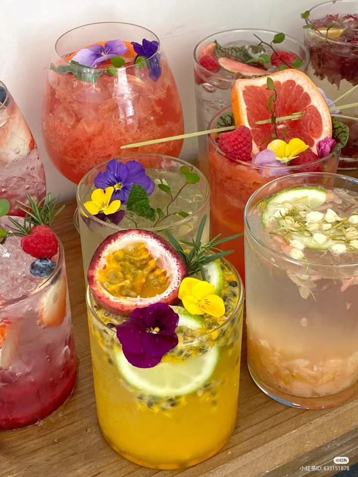 𝗦𝗨𝗡𝗗𝗔𝗬, 𝟭𝟱 𝗙𝗘𝗕𝗥𝗨𝗔𝗥𝗬 𝟮𝟬𝟮𝟲. 

Briefing with all models for WALL OF FACE DANPIECE MARCH EDITION. 
Silahkan di nikmati yaa 🙇‍♂️ sambil mendengarkan bos Zidan ceramah 2 sks.