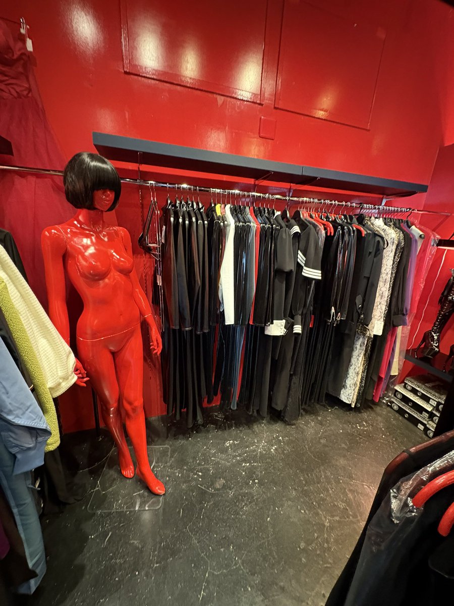 Lena Tsao tweet media