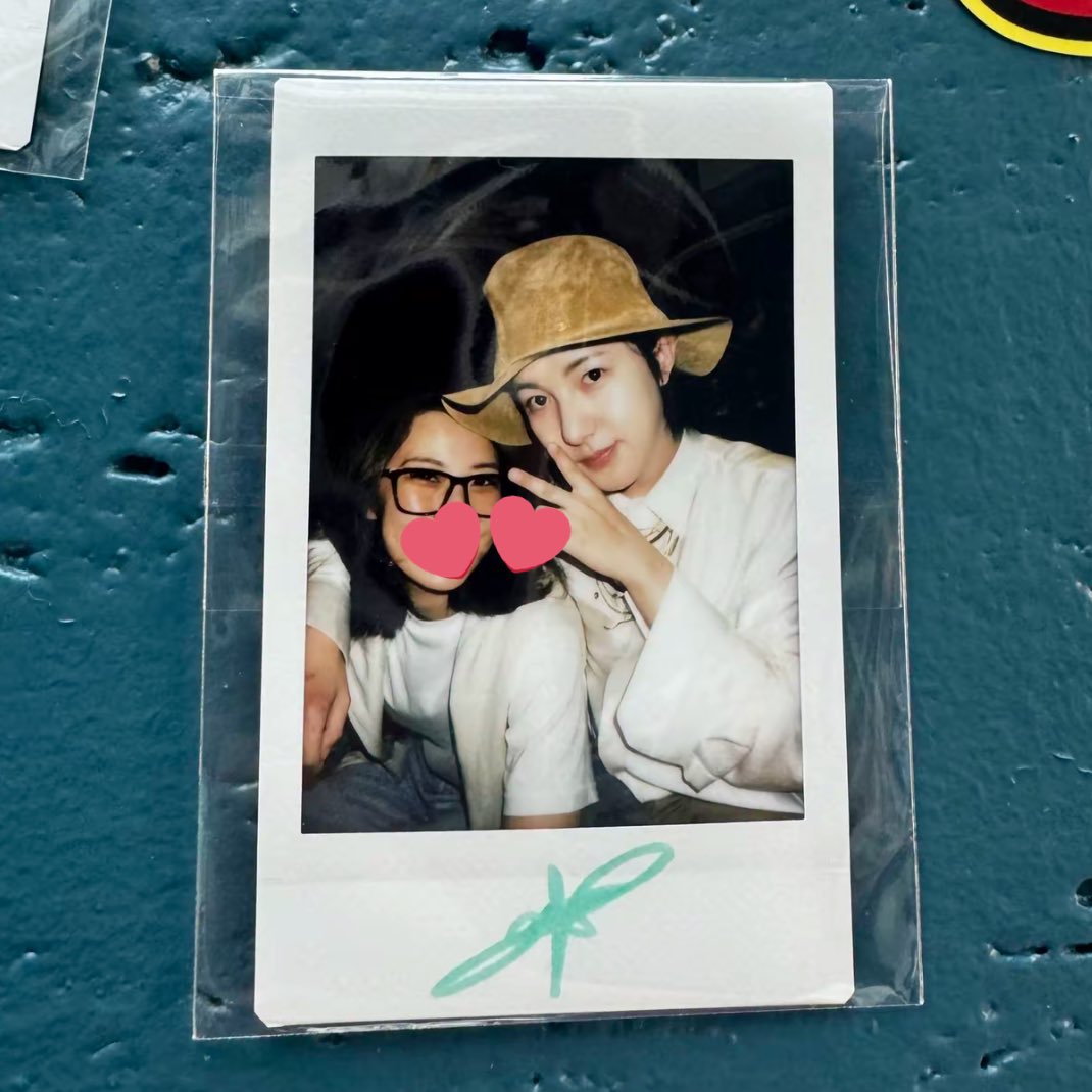 ถ่ายกันน่ารักมากจิงๆๆๆๆๆอะ ㅠㅠㅠㅠㅠㅠㅠㅠㅠㅠㅠㅠㅠㅠㅠㅠㅠㅠㅠ ฮือๆๆๆๆๆช้านจาร้องไห้ เอนดุมากๆๆแพ็คคู่