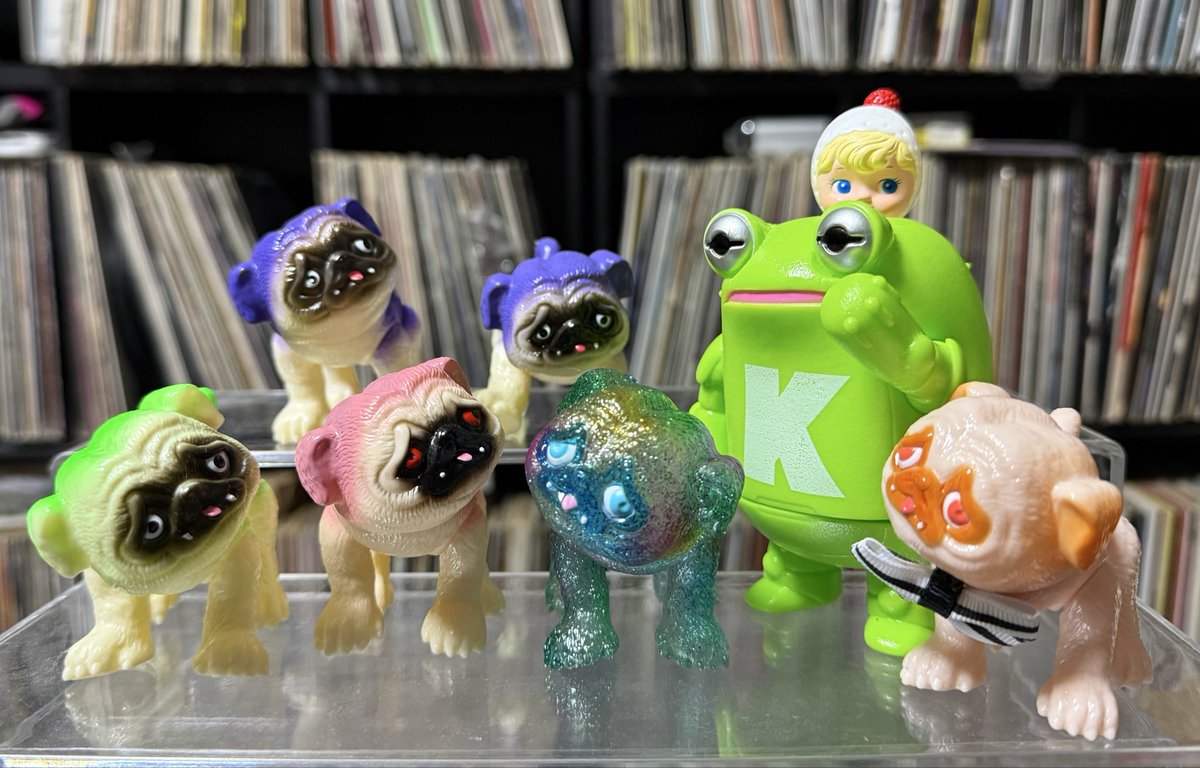 パグ獣　ソフビ　ケローネン　シカフェス　ワンフェス ワンフェスでお迎えした子たちと共にケロパグからやってきた子たちも