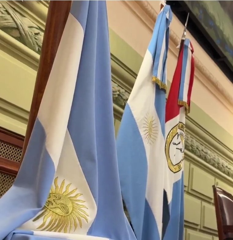 #aperturalegislativa2026 "En nuestra provincia ya no hay mas Home Office desde las cárceles...los aislamos...cortamos sus comunicaciones..." <a href="/maxipullaro/">Maximiliano Pullaro</a>