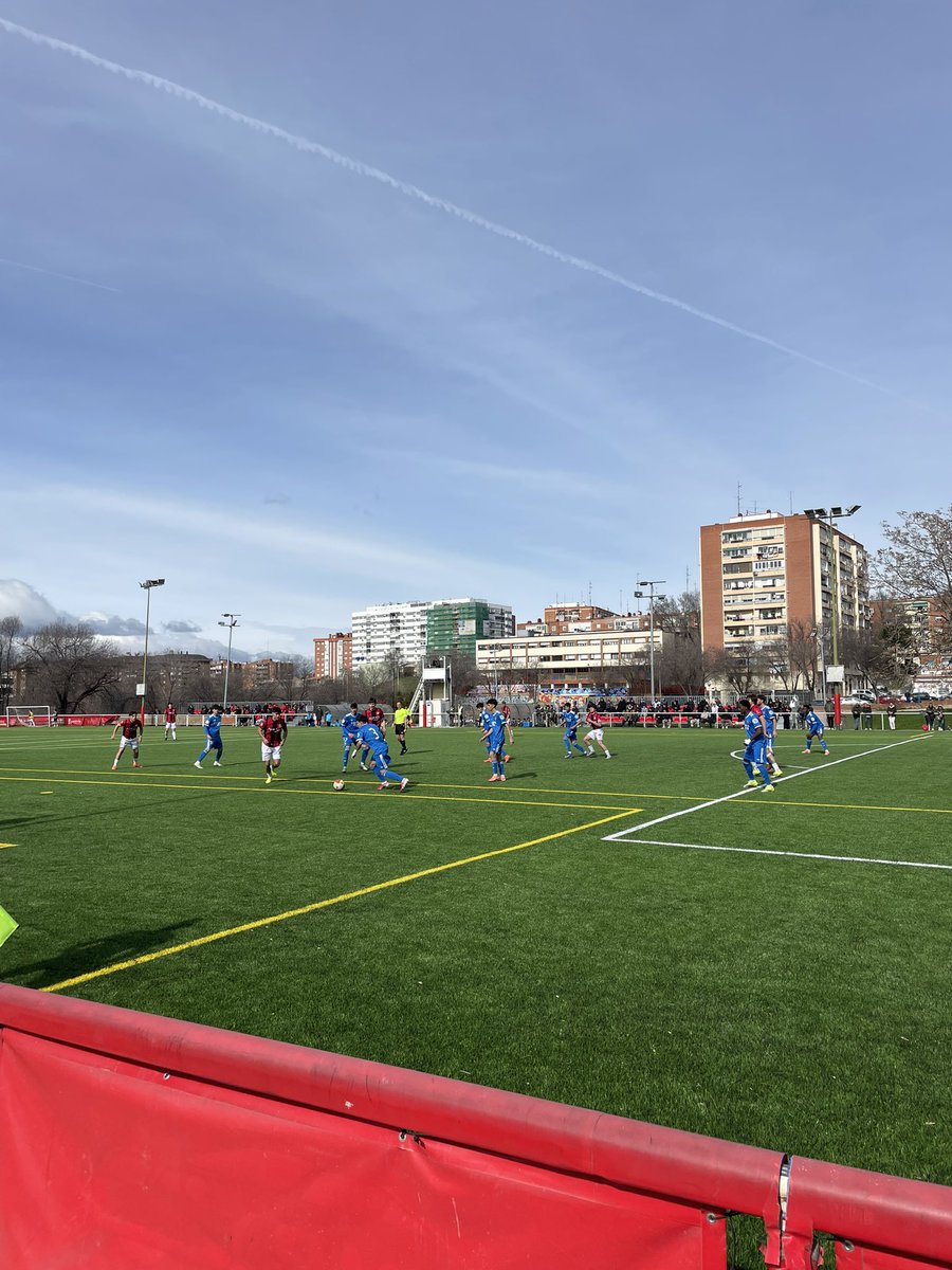 Unión Adarve - Real Madrid
#JuvenilDH
🐺❤️🖤⚽️