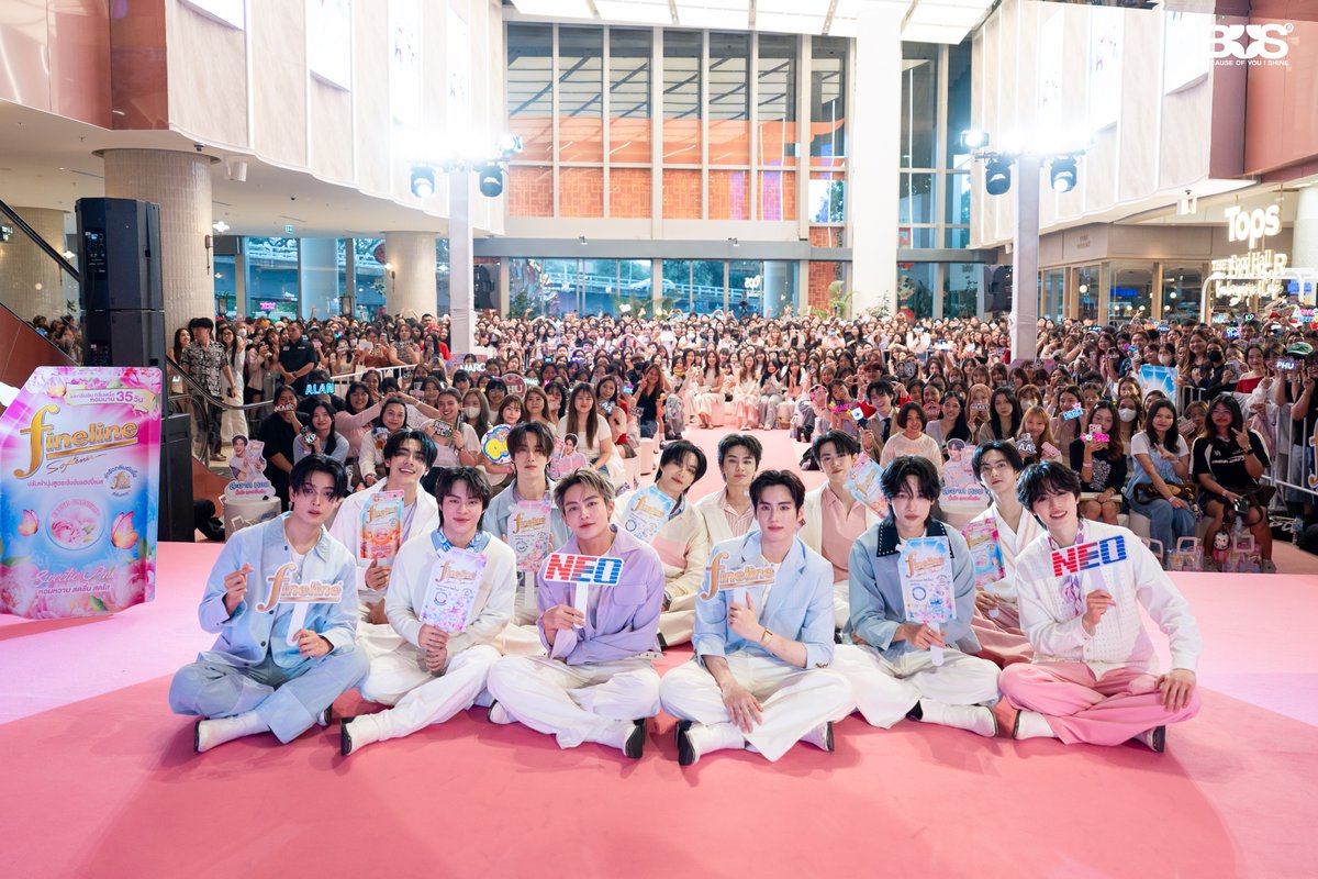 ขอบคุณ <a href="/FinelineTH/">FinelineThailand</a> สำหรับกิจกรรม FINELINE HAPPINESS WITH BUS มาก ๆ นะครับ ดีใจที่ได้ร่วมเล่นเกมสนุก ๆ  และใช้เวลาร่วมกับ BEUS แบบนี้ 🙏🫧 แล้วเจอกันใหม่ในโอกาสหน้านะครับ 〰

#FinelineHappinessUnlockxBUS
#FinelinexBUS
#ซักสะอาดสดใสนุ่มหอมพร้อมShine
#BUSbecauseofyouishine