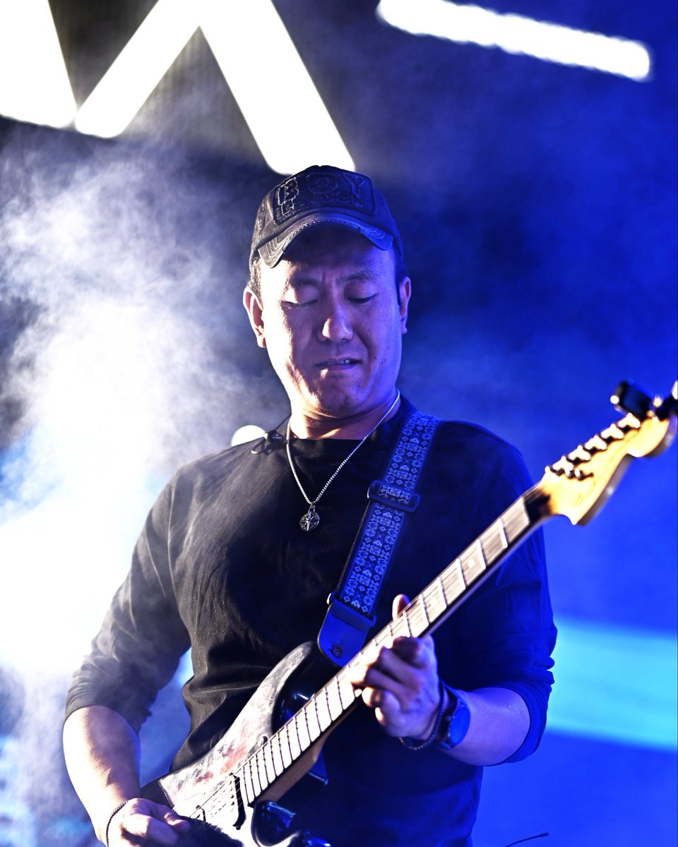 2Blue • Hard Rocker • Hit Maker tweet media