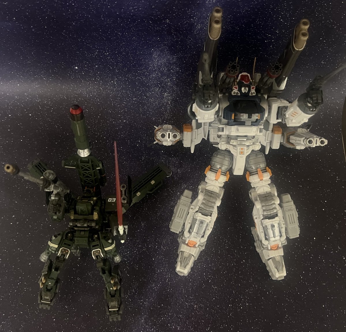 SenbeiTaiin's tweet photo. #チキンブリトー作戦
V2CP「A2に索敵砲撃開始！」
HVCMP「斜め方向に開けていく感じだな！」 https://t.co/z1hF8hbEMa