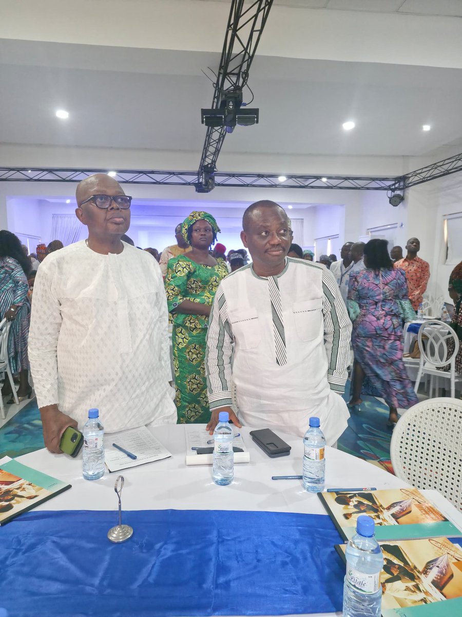 SOCIETE DES POSTES DU TOGO tweet media