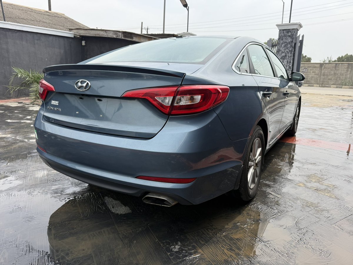 Matarab_Autos's tweet photo. Fulfill your desire for comfort and class without paying through your nose.

Step into refined luxury and a timeless lifestyle without breaking the bank.

Foreign Used Hyundai Sonata 2017

Price: 16.8 Million Naira Only

Click to own your dream car: https://t.co/jX0R5F0qDh https://t.co/saweRGGN7S