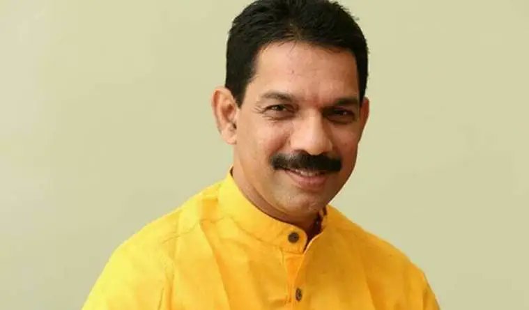 blrpost's tweet photo. Former Karnataka BJP President Nalin Kumar Kateel has reportedly set his sights on the Puttur Assembly constituency in the Dakshina Kannada district to revive his political career.

Kateel has unobtrusively begun efforts to secure a ticket

https://t.co/3U7Vcq56kA https://t.co/QVu2V66xBu