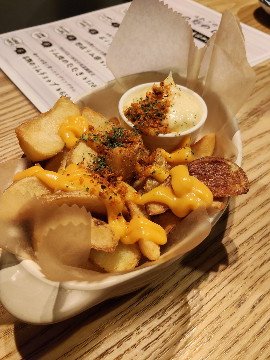 HikesiyaP's tweet photo. #ぽてとさんこんな姿になって
スパイシーぽてとさん https://t.co/qyE1CQKrkq