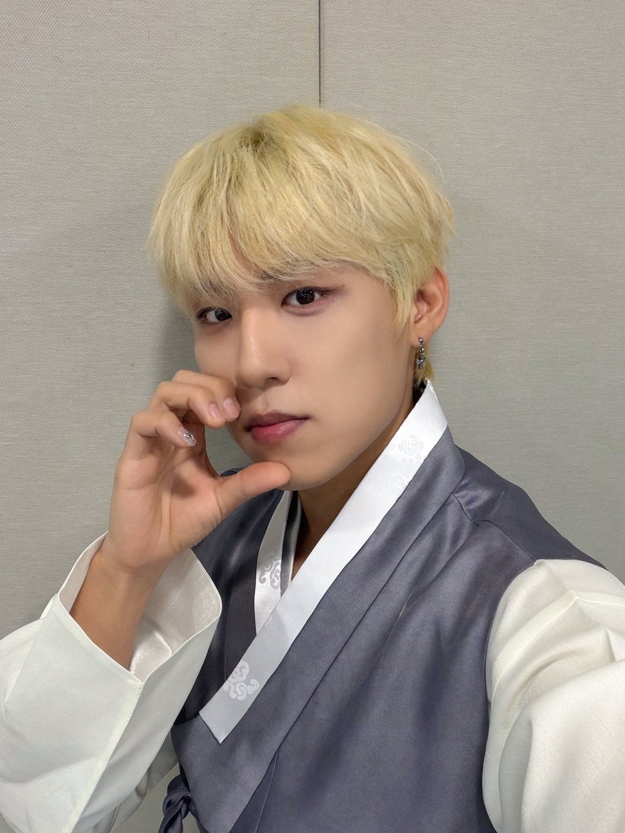 AB6IX_MEMBERS tweet media