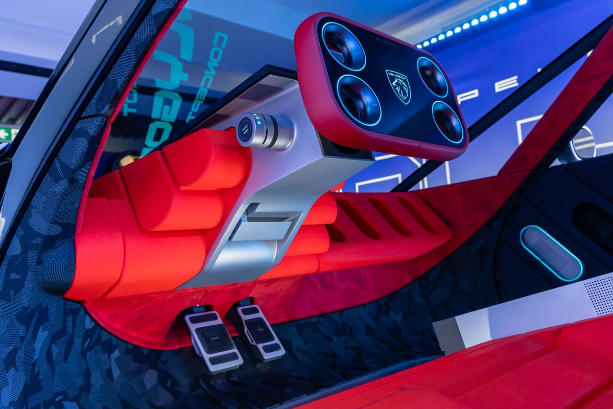 Peugeot's tweet image. Hypersquare®. Steer-by-Wire. A cabin that adapts to you. The #Peugeot Polygon Concept Car is the future of driving. How would you customise yours? #PeugeotPolygonConcept #LetTheFunBegin