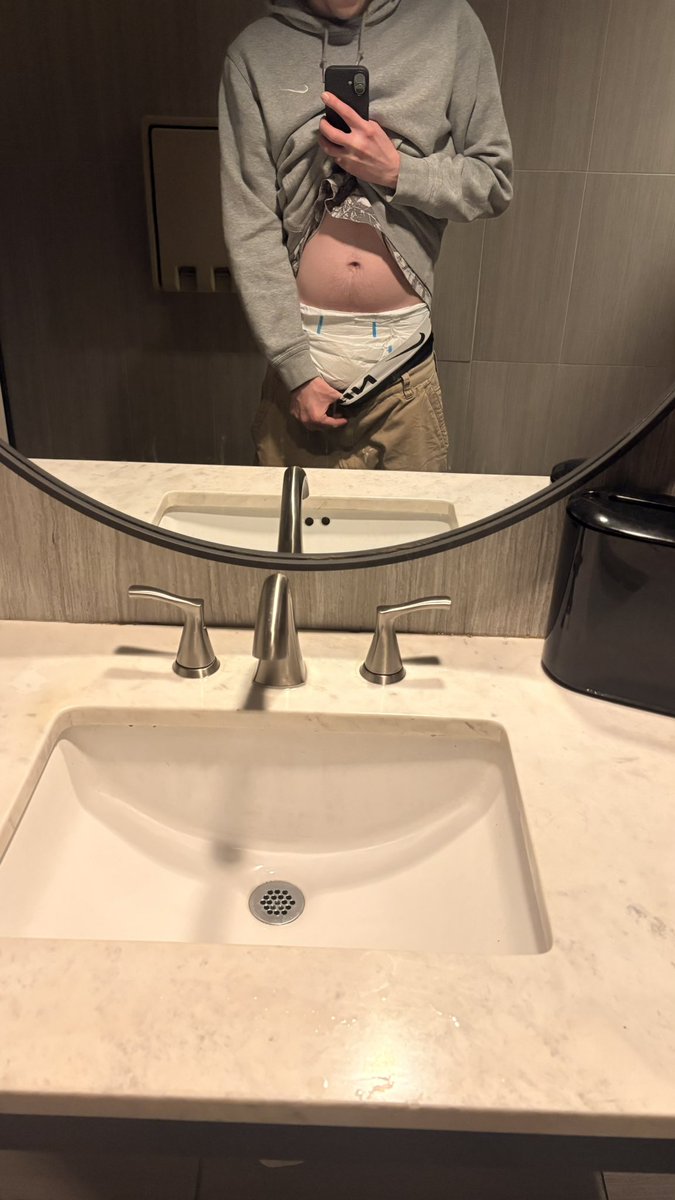 PaddedPnw's tweet photo. Happy valentine’s day! went out and drank with some friends for the night megamax held up awesome, think anyone noticed? 😳 https://t.co/etFNkxKmvp