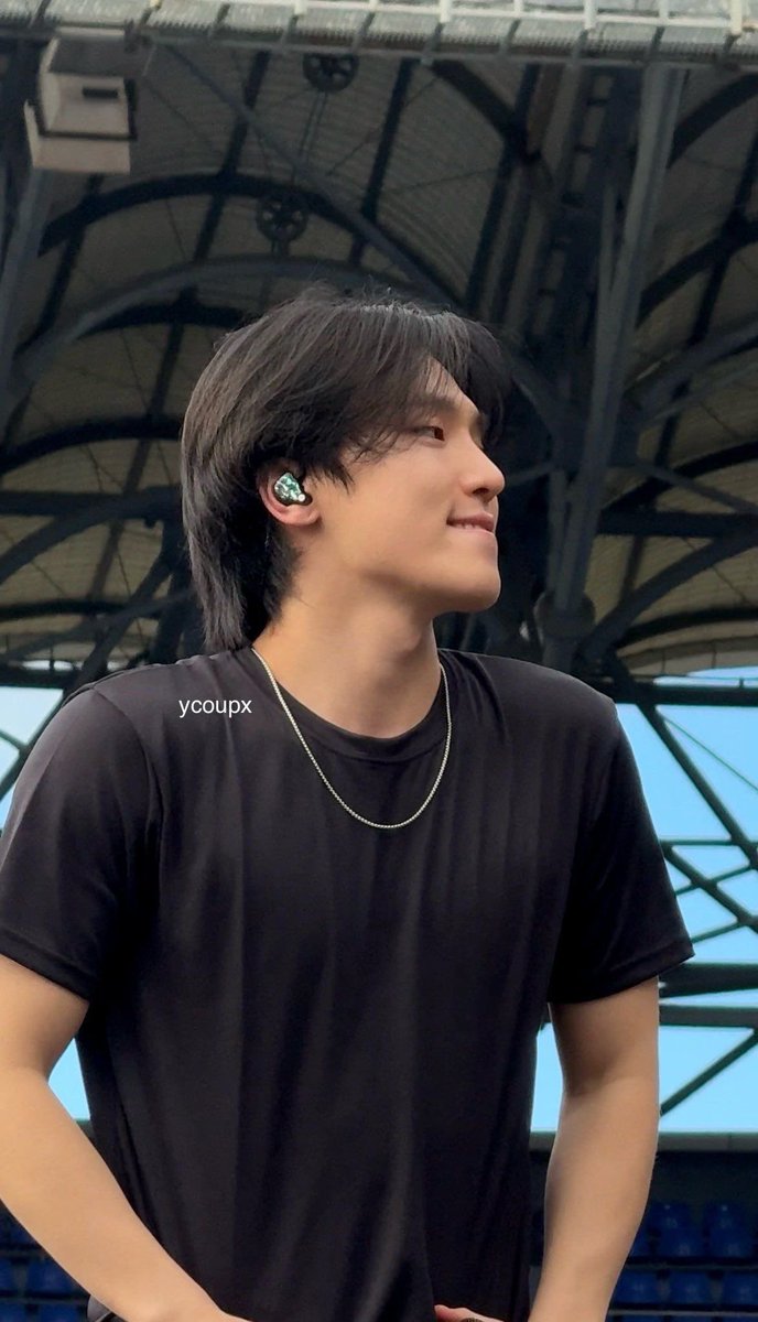 bri ✩°｡⋆⸜ 🎧 tweet media