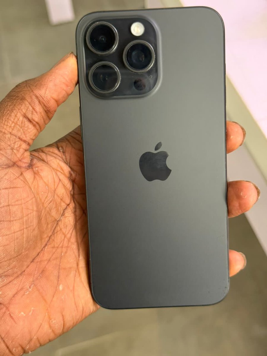 DaBiggsTech's tweet image. Phone camera apps won’t open? 📷
Restart the phone or clear the camera app cache