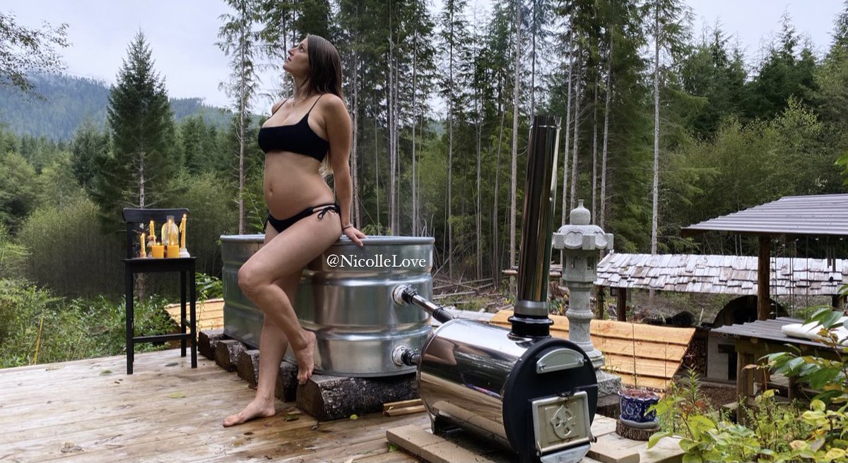 offgridshow's tweet image. This is my hippie hot tub. It’s like a woodstove heated hot tub in the forest. I think I was about 4 months pregnant here. I’m just up late if anybody is awake, I’m reading comments right now…feeling like chatting  #hottub #pregnant #mom #offgrid