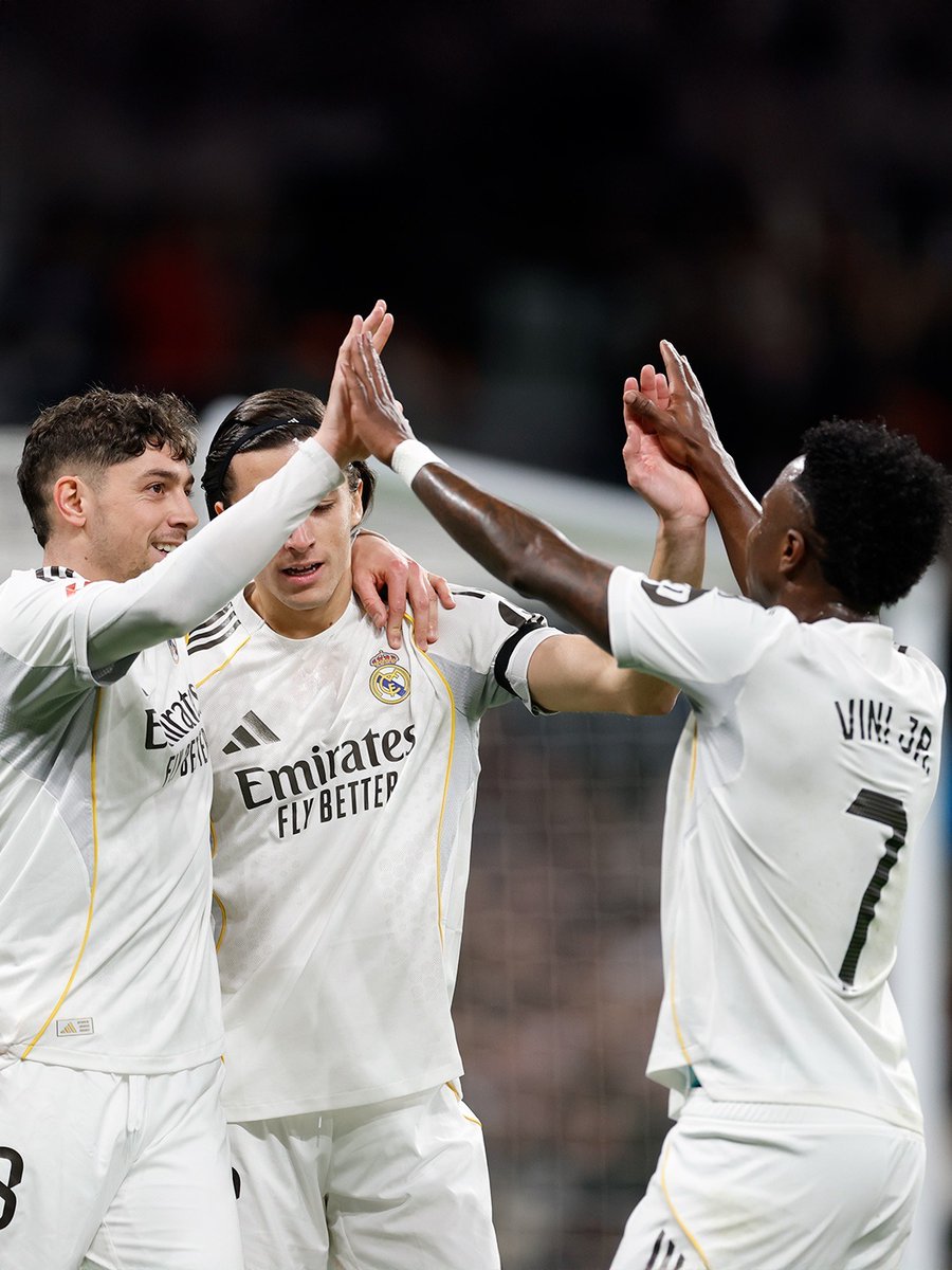 realmadriden's tweet photo. 🫸🤍🫷 https://t.co/Zhg4Ijaizl