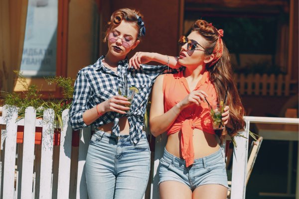 vilmapresilda's tweet photo. 10 Timeless Step-by-Step Vintage Hairstyle Tutorials https://t.co/WRjK54Aouu https://t.co/2T6vtkx5OO