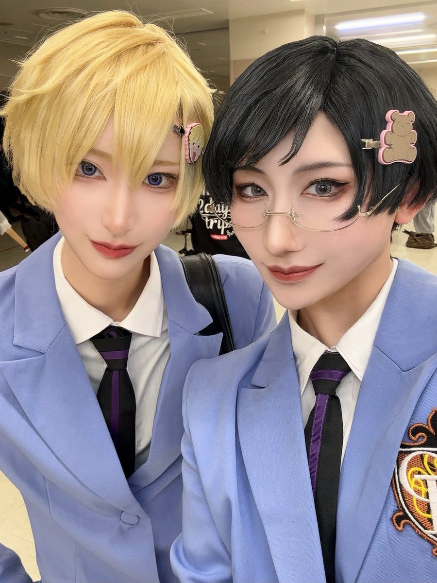 ⚠︎cos
おそくほ！！！
今日はかなたちゃんと桜蘭してきた👑👓🌹
会ってくださった方々有難うございました〜！！🙏

👑：<a href="/kanatyan_cat/">かなた15a!</a> 
#アコスタ池袋