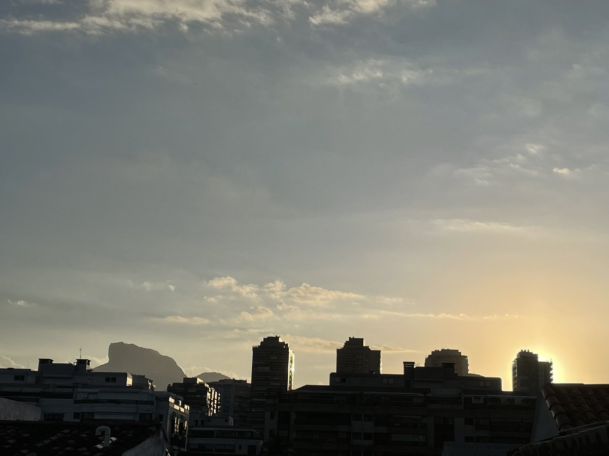 Reipell's tweet image. Bom dia, Esquerda!