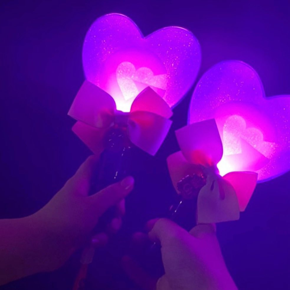 genki__y96's tweet image. How To Loveツアー楽しかった~🎀
エアハグしてくれた玄樹くん可愛かったよ~♡  ̖́-

#岩橋玄樹 #いわち #howtolove