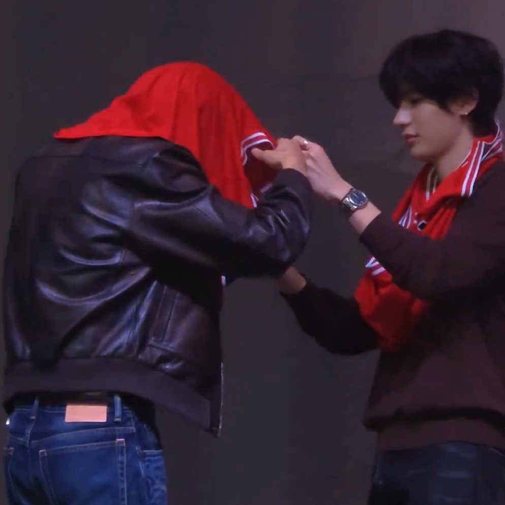 <a href="/thexnh/">then</a> น่าเอาไปปล่อยวัดมาก ถุงมือก็ใส่เองไม่เป็น เสื้อก็ใส่เองไม่ได้