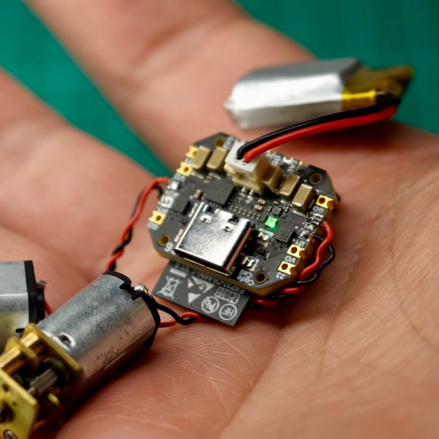 BugejaCarl's tweet photo. My next step in miniaturizing robots: designing the C6 Drive⚡ https://t.co/pH6DqIHp4X

While iterating on multiple bot designs, external drivers felt as an extra step, eating space

So I built a CodeCell that drives motors directly while keeping all C6 sensors/wireless features https://t.co/5IA5BSPiUZ
