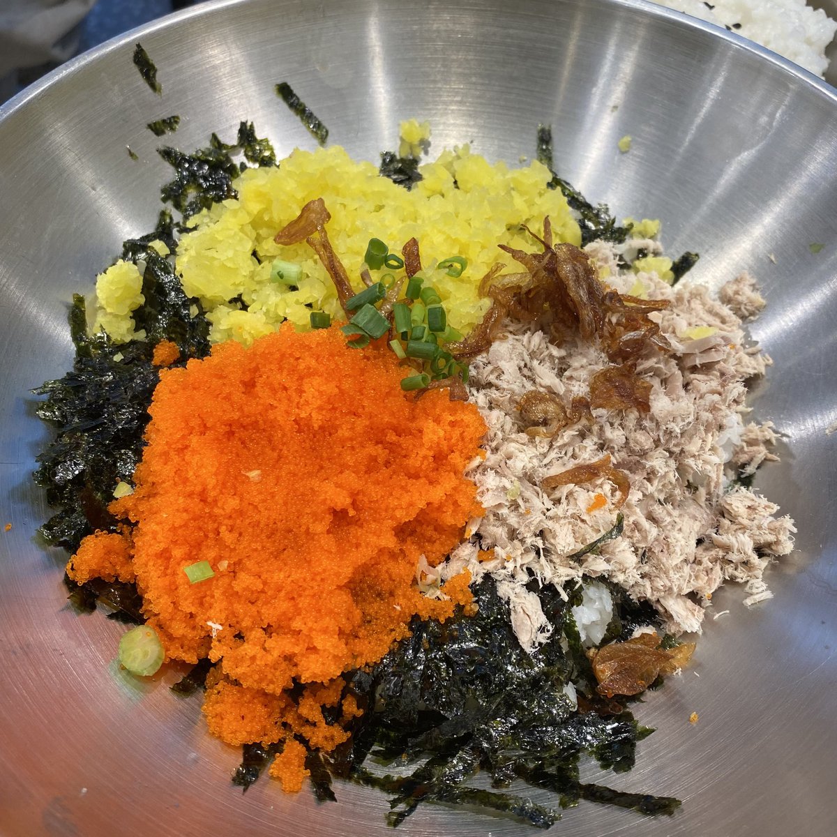 Hasul ตลอดไป อร่อยฉิบหาย ไอ้ set หมูนี่ 229฿ กินสองคนก็อิ่มละ