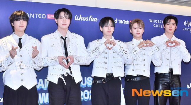 Congratulations #WEi for winning "Post Generation" at Hanteo Music Awards 2025

📅 February 15 (SUN), 2026
🕕 6:00PM KST
📍 KSPO Dome
📺 watch: cutt.ly/HMA2025

#HMA2025 #한터뮤직어워즈2025
#HANTEO #HANTEOCHART